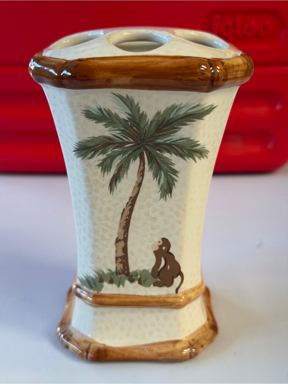 Ceramic Palm Tree Toothbrush Holder in Cream and Brown